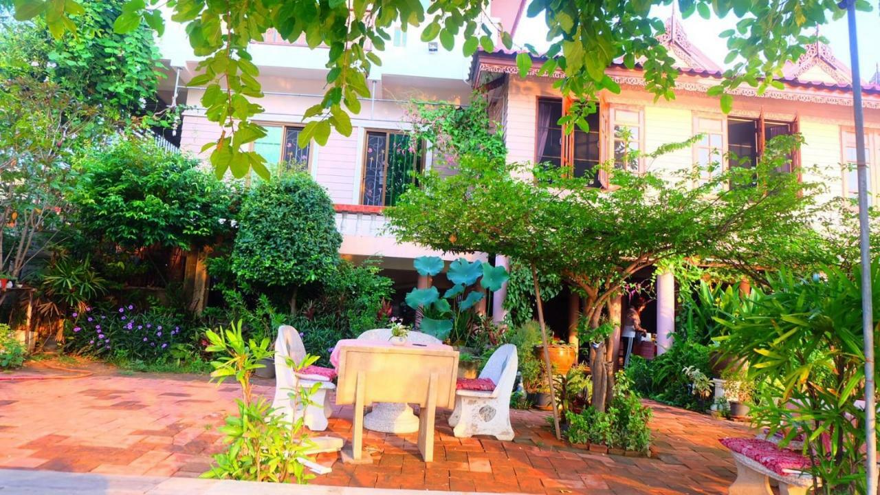 Loy Manee House Bed & Breakfast Phra Nakhon Si Ayutthaya Dış mekan fotoğraf